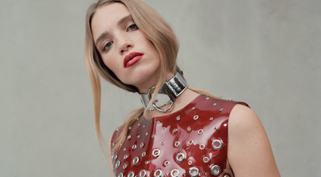 Rabanne dévoile sa première collection de maquillage en exclusivité chez Sephora Rabanne dévoile sa première collection de maquillage en exclusivité chez Sephora