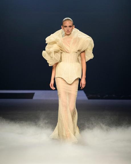 Collection Couture Automne-Hiver 2023 d’Ashi Studio : Essence et Extase Collection Couture Automne-Hiver 2023 d’Ashi Studio : Essence et Extase