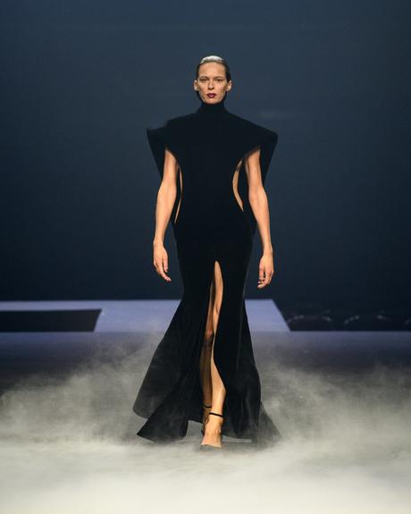 Collection Couture Automne-Hiver 2023 d’Ashi Studio : Essence et Extase Collection Couture Automne-Hiver 2023 d’Ashi Studio : Essence et Extase