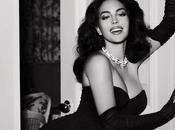 Georgina rodriguez, égérie campagnes fw23 guess marciano