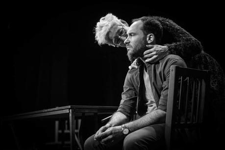 AVIGNON OFF 2023- Ceux qui restent : une formidable chronique sur la fin de vie Ceux-qui-restent-photo1©DavidBakhoum