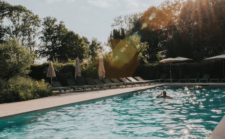 Comment profiter des piscines des plus beaux hotels a paris