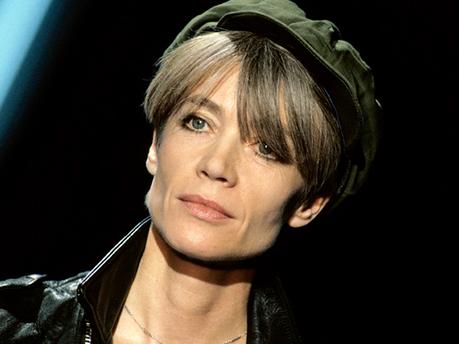 Blonde & Idiote Bassesse Inoubliable**********************Le Danger de Françoise Hardy