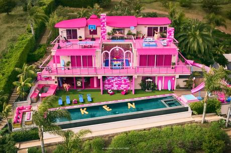 La maison de Barbie à louer sur Airbnb et c’est KEN qui host!