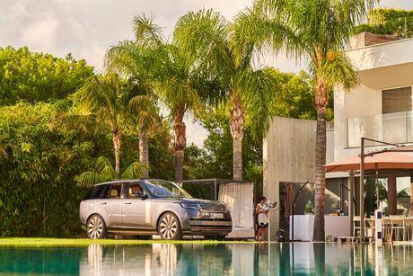 L’expression de la vision du luxe moderne par Range Rover: la Range Rover House sur la Côte d’Azur.