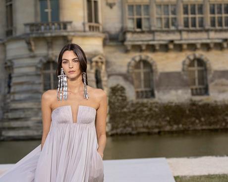 Valentino Haute Couture Automne/Hiver 2023-24 : Un nouveau langage du luxe