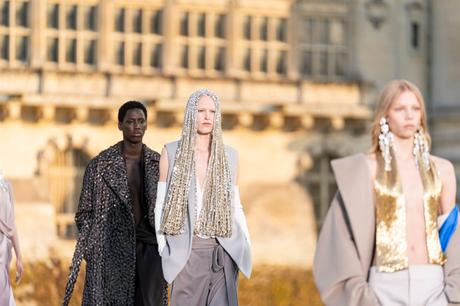 Valentino Haute Couture Automne/Hiver 2023-24 : Un nouveau langage du luxe