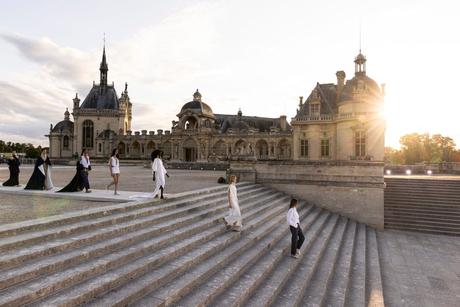 Valentino Haute Couture Automne/Hiver 2023-24 : Un nouveau langage du luxe