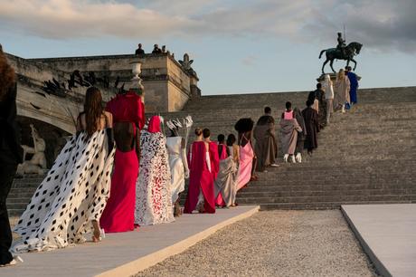 Valentino Haute Couture Automne/Hiver 2023-24 : Un nouveau langage du luxe