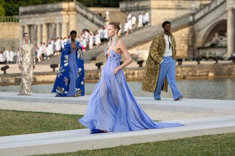 Valentino Haute Couture Automne/Hiver 2023-24 : Un nouveau langage du luxe
