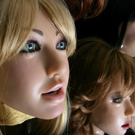 Pourquoi avoir une poupée sexuelle quand on est célibataire ?