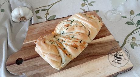 Babka salée version garlic bread (beurre d'ail persillé et mozzarella filante) - Dans la cuisine d'Hilary