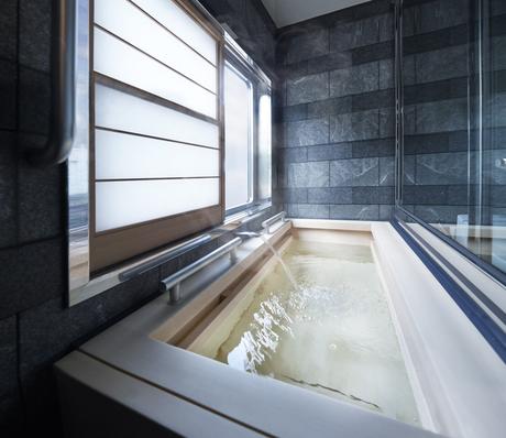 Le groupe JR East apporte une nouvelle vision du Train Suite de Luxe r groupp 四季島スイート バスルーム 551 a