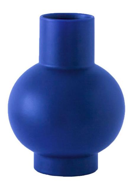 vase bleu Klein