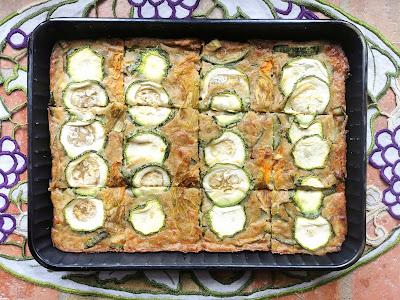 Scarpaccia de courgettes au parmesan