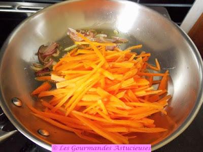 Tagliatelles de concombre, carottes et haricots verts à l'asiatique (Vegan)