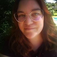 • Top Ten Tuesday • Mettez de l’avant des romans de 2 de vos auteurs préférés (total de 10 romans séparés entre les 2) • Top Ten Tuesday • Mettez de l’avant des romans de 2 de vos auteurs préférés (total de 10 romans séparés entre les 2)