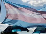 Solidarité avec personnes trans russes.