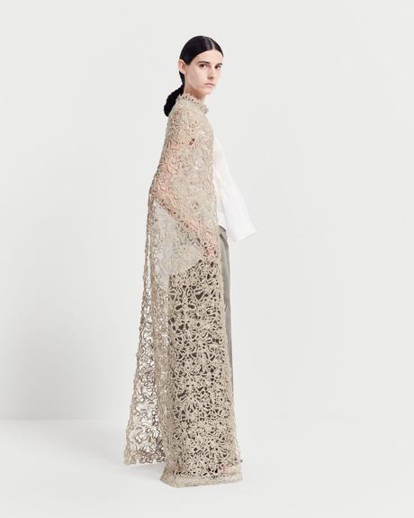 Collection Automne-Hiver 2023-2024 de la Haute Couture : Dior Façonne sa propre Temporalité