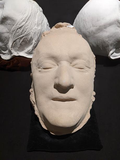 Richard Wagner Museum Bayreuth — Totenmasken Richard, Cosima und Siegfried Wagners — Masques mortuaires de Richard, Cosima et Siegfried Wagner