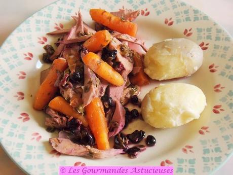 Champignon-poulet et carottes, sauce au vin rouge et aux cassis (Vegan)