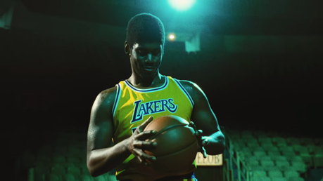 Critiques Séries : Winning Time: The Rise of the Lakers Dynasty. Saison 2. Episode 1.