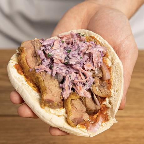 RECETTE : Kebab de pintade aux échalotes et son coleslaw