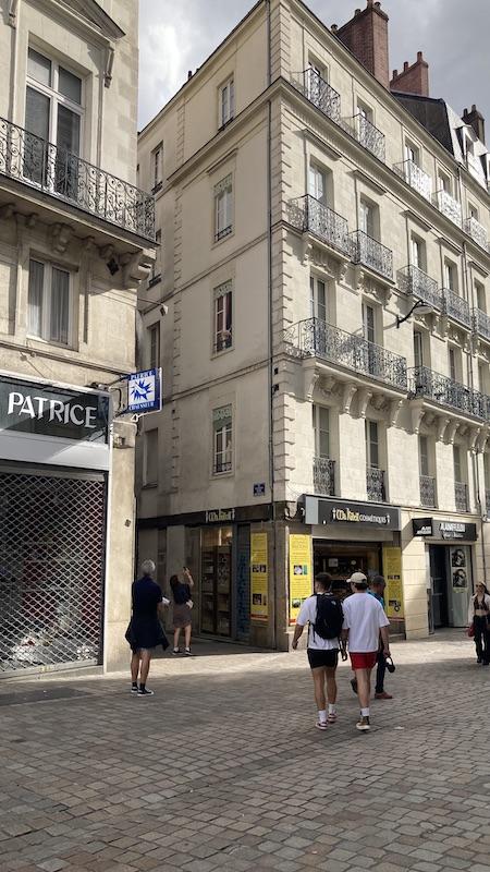 Petit coup d’œil … [16]