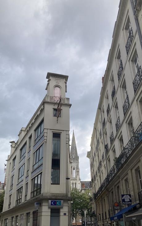 Petit coup d’œil … [16]