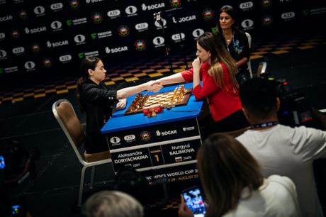 Praggnanandhaa défie Carlsen pour la coupe du monde