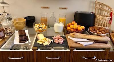 Nicolas Cribier, le patron collectionneur de l'Hôtel Auberge des Remparts à Laval (53)