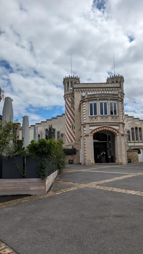 Immersion dans l’élégance champenoise : Les caves Pommery et la Villa Demoiselle à Reims