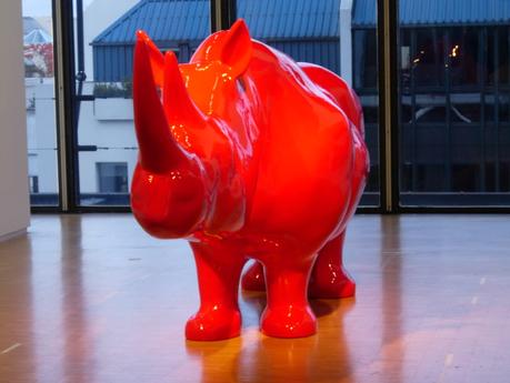 Rhinocéros par Xavier Veilhan au Centre Georges Pompidou à Paris