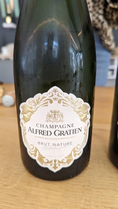 Plongez dans l’Histoire et la Tradition : Visite des Caves Alfred Gratien