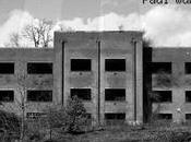 Russes égarés survivent trois mois dans base militaire désaffectée